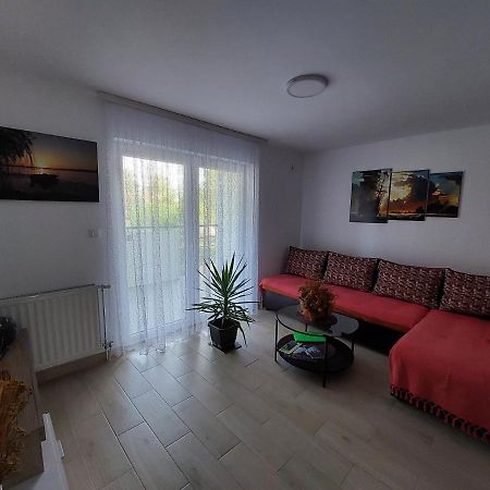 Apartman Sarm Srebrno Jezero Apartment Veliko Gradiste Exterior photo